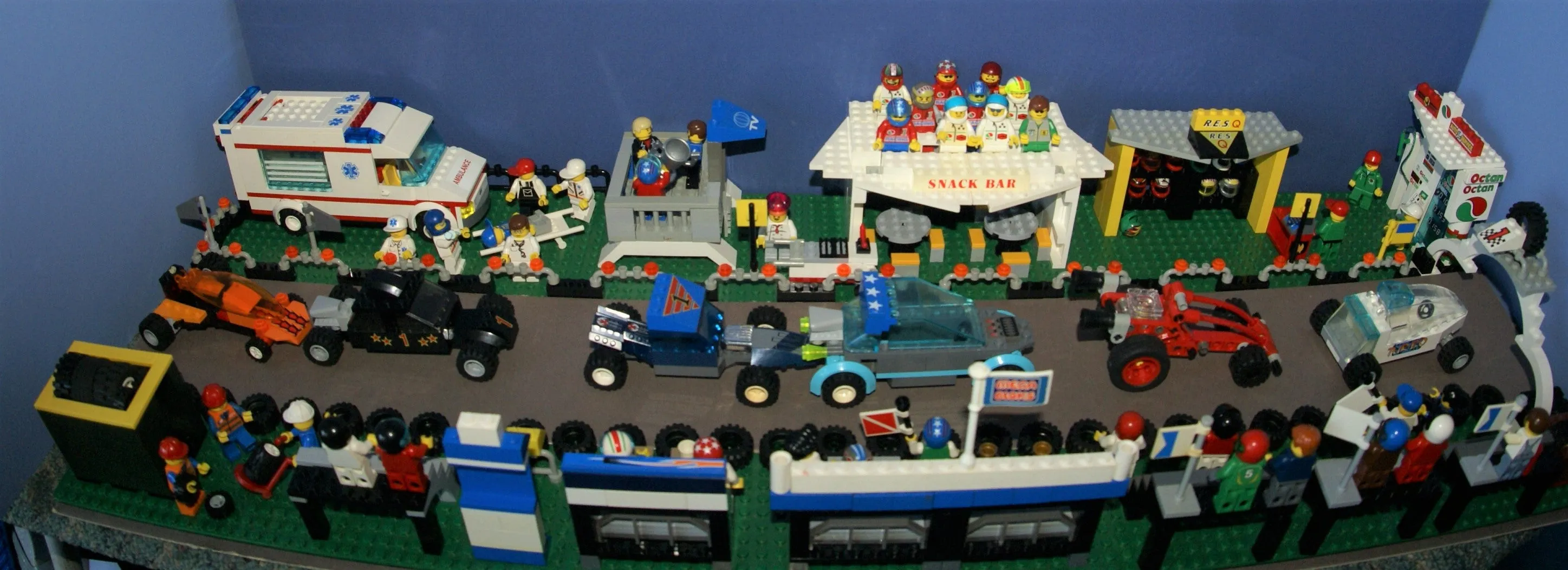 NOW RARE RETIRED LEGO FRIENDS KIT FROM 2012 Adventure Camper, Set 3184, Complete with 2 Minifigures, Olivia & Nicole, 2 Instructions’ Booklets & Box included (325 PIECES) 2 MINIFIGURES, 2 BIKES, SURFBOARD, STICKERS ETC...