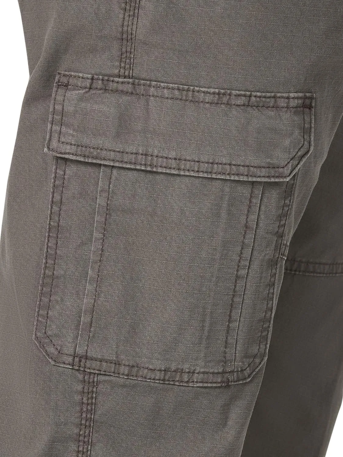 Wrangler Authentics Men's Relaxed Fit Stretch Cargo Pant